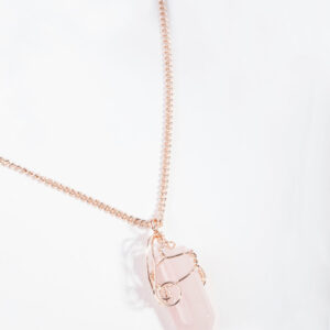 Rose Curled Rose Quartz Stone Necklace